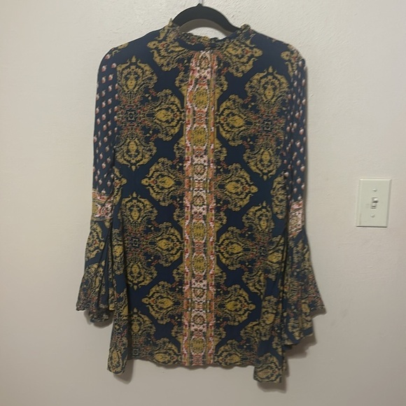 Free People Magic Mystery Long Flared Sleeve‎ V-Neck Tunic Size Small - Picture 6 of 7